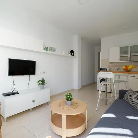Cozy Nearby Flat Las Canteras